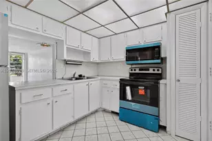 1501 NE 191st, Miami, FL 33179 - Photo 16