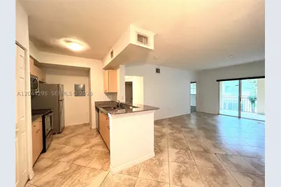 2490 Centergate #207, Miramar, FL 33025 - Photo 8