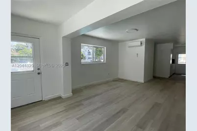 2120 Biarritz #1, Miami Beach, FL 33141 - Photo 6