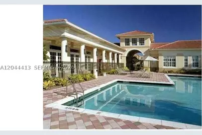 2464 Centergate #101, Miramar, FL 33025 - Photo 4