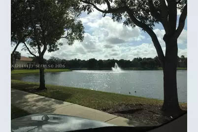 2464 Centergate #101, Miramar, FL 33025 - Photo 12