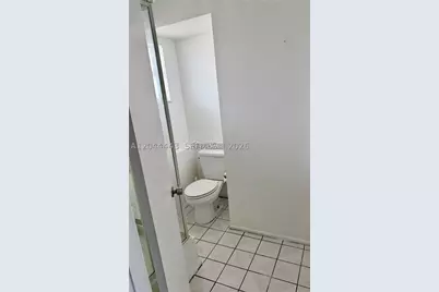 1780 NE 191st #704-2, Miami, FL 33179 - Photo 10