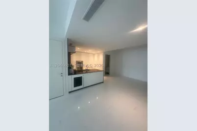 300 Biscayne Blvd #1909, Miami, FL 33131 - Photo 18