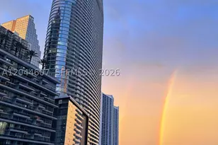 300 Biscayne Blvd, Miami, FL 33131 - Photo 2