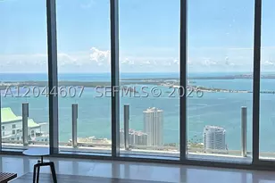 300 Biscayne Blvd, Miami, FL 33131 - Photo 12