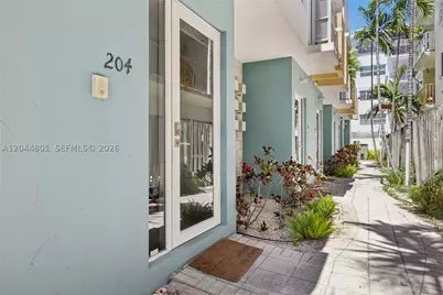 204 Washington #13, Miami Beach, FL 33139 - Photo 2