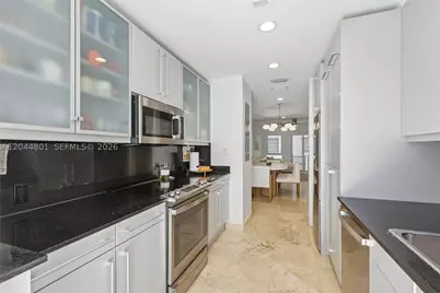 204 Washington #13, Miami Beach, FL 33139 - Photo 10