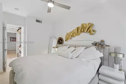 204 Washington #13, Miami Beach, FL 33139 - Photo 16