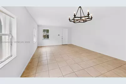 285 NE 32nd, Homestead, FL 33033 - Photo 8