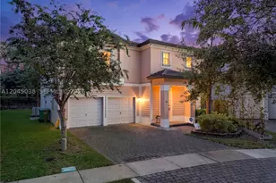 285 NE 32nd, Homestead, FL 33033 - Photo 1