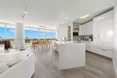 2127 Brickell #1006, Miami, FL 33129 - Photo 4