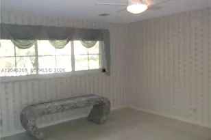 908 Cypress, Pompano Beach, FL 33069 - Photo 20