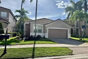 1074 Bluewood, Weston, FL 33327 - Photo 2