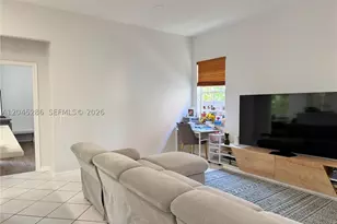 1074 Bluewood, Weston, FL 33327 - Photo 14