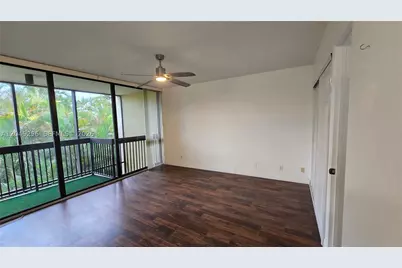 2810 SW 87th #910, Davie, FL 33328 - Photo 12