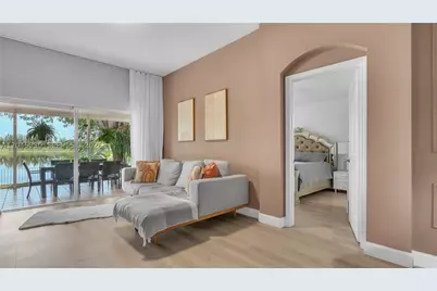 2048 NW 164th, Pembroke Pines, FL 33028 - Photo 6