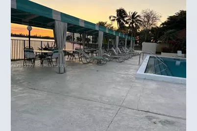 109 Lake Emerald #105, Oakland Park, FL 33309 - Photo 28