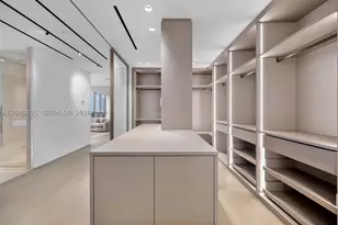 1100 Biscayne, Miami, FL 33132 - Photo 32