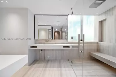 1100 Biscayne #3906, Miami, FL 33132 - Photo 36