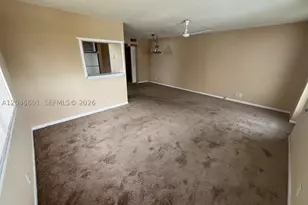 391 Windsor Q, West Palm Beach, FL 33417 - Photo 4