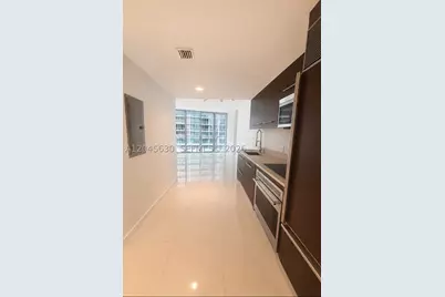 495 Brickell #3106, Miami, FL 33131 - Photo 2