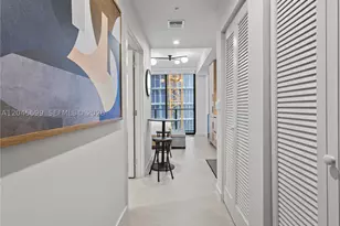 11 NE 6th, Miami, FL 33132 - Photo 12