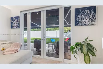 123 SW 164th, Pembroke Pines, FL 33027 - Photo 22