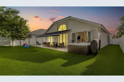 123 SW 164th, Pembroke Pines, FL 33027 - Photo 42