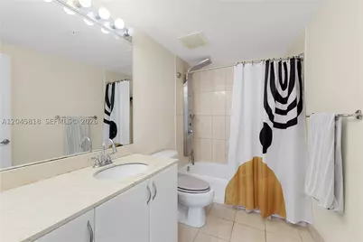 1750 N Bayshore #2414, Miami, FL 33132 - Photo 8