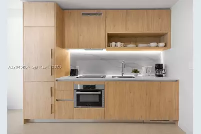 11 NE 6th #1712, Miami, FL 33132 - Photo 4