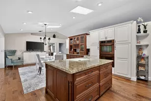 542 N Cypress, Tequesta, FL 33469 - Photo 24