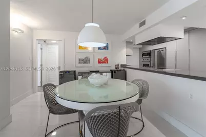 5757 Collins #2207, Miami Beach, FL 33140 - Photo 12