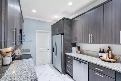 3944 Poinciana, Hollywood, FL 33021 - Photo 18