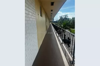 2880 NE 203rd #B25, Aventura, FL 33180 - Photo 22