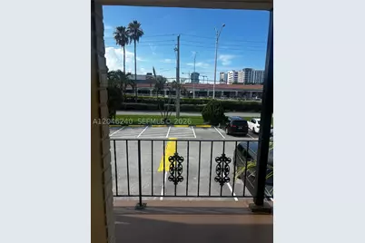 2880 NE 203rd #B25, Aventura, FL 33180 - Photo 24