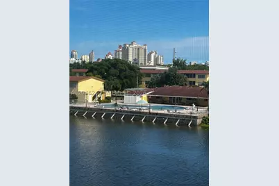 2880 NE 203rd #B25, Aventura, FL 33180 - Photo 2