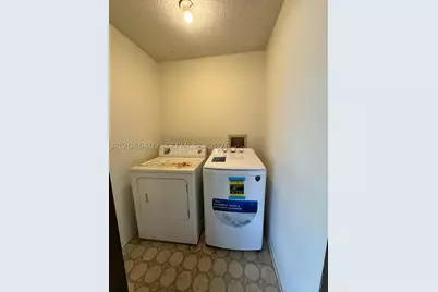 809 NE 199th #206-7, Miami, FL 33179 - Photo 6