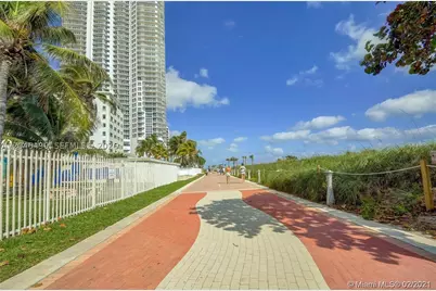 6301 Collins #807, Miami Beach, FL 33141 - Photo 12
