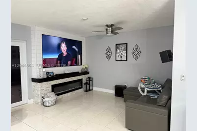 7151 W 3rd, Hialeah, FL 33014 - Photo 6
