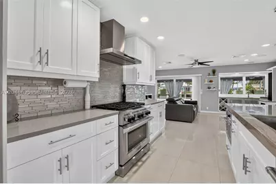 966 SE 9th, Pompano Beach, FL 33060 - Photo 16