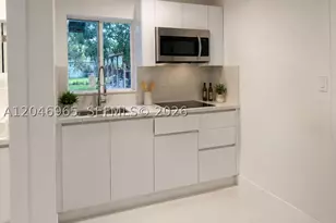 521 NW 33rd, Miami, FL 33125 - Photo 6