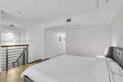 41 SE 5th #908, Miami, FL 33131 - Photo 12
