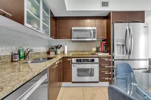 41 SE 5th, Miami, FL 33131 - Photo 4