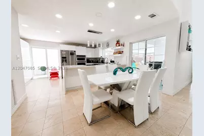 17324 NW 63rd, Hialeah, FL 33015 - Photo 6