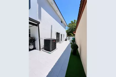 17324 NW 63rd, Hialeah, FL 33015 - Photo 34