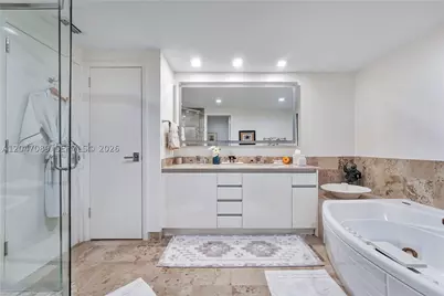 1455 Ocean #904, Miami Beach, FL 33139 - Photo 22