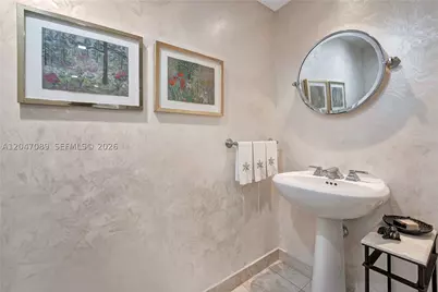 1455 Ocean #904, Miami Beach, FL 33139 - Photo 26