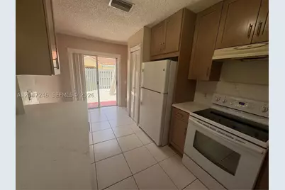 1479 Springside, Weston, FL 33326 - Photo 4