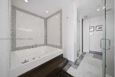 200 Biscayne Boulevard #5110, Miami, FL 33131 - Photo 30
