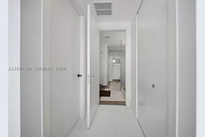 200 Biscayne Boulevard #5110, Miami, FL 33131 - Photo 36